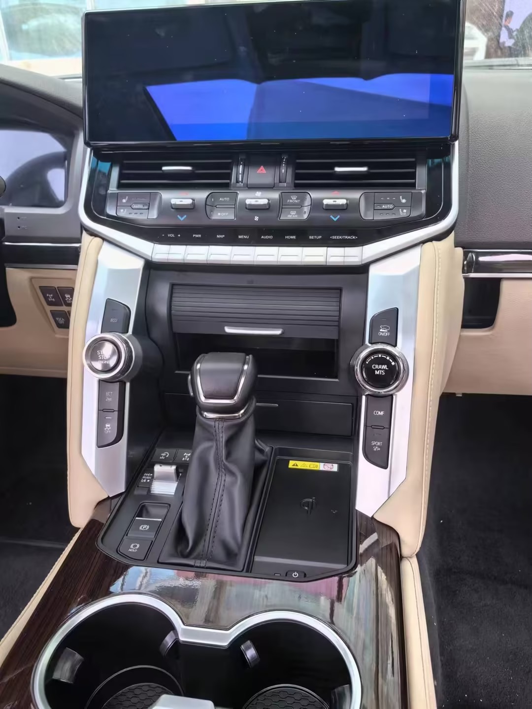 Toyota Land Cruiser LC200 Interior Accessories Upgrade to LC300 
