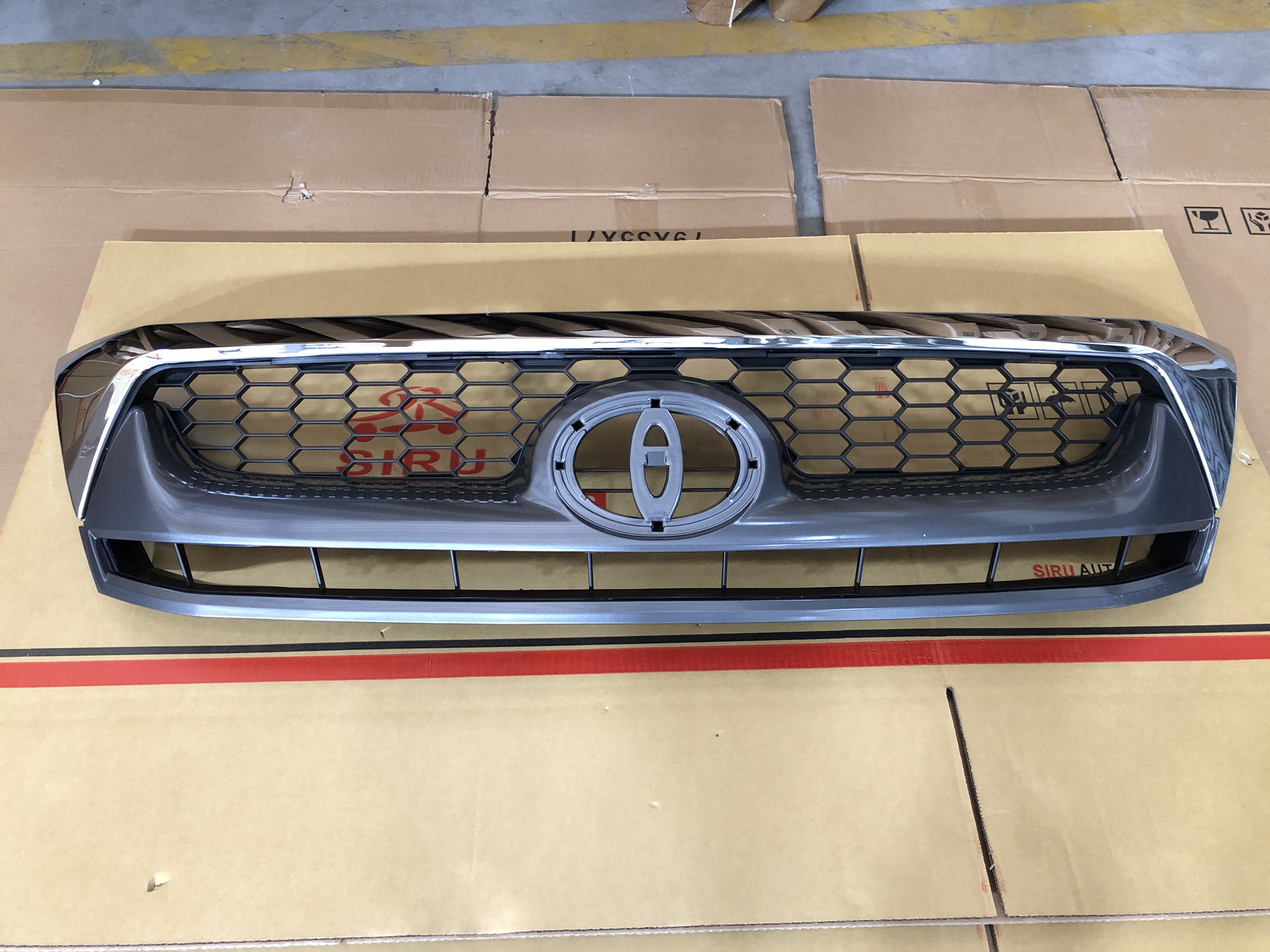 Toyota Hilux Vigo 2008 OEM Grille Half Chromed