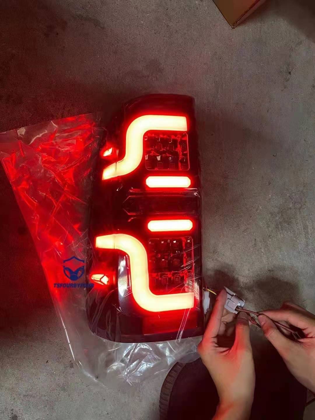 Toyota Hilux Vigo / Vigo Champ 12-15 / Full LED Taillamp with Light Bar Design 